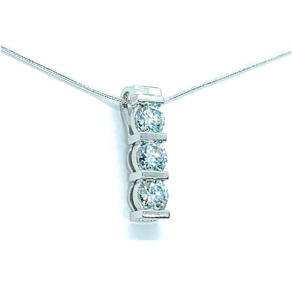 Moissanite Necklace - Picture 1 of 4